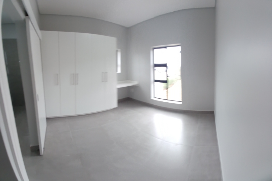 2 Bedroom Property for Sale in Hartland Lifestyle Estate Western Cape